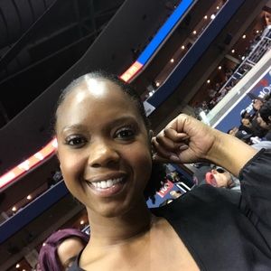 Meet your Posher, Denise